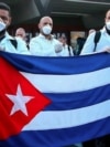 Médicos cubanos llegan a Honduras, el 19 de abril de 2019. AFP PHOTO / HONDURAN PRESIDENCY
