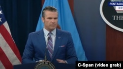 El secretario de Defensa, Pete Hegseth, habla a la prensa desde el Pentagono, Washington, D.C., 26 de junio del 2025.